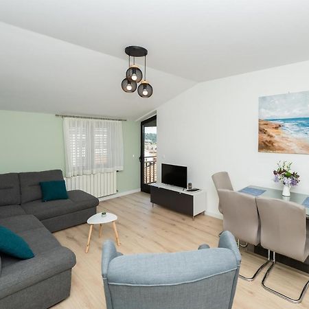 Apartman Marin Makarska Esterno foto