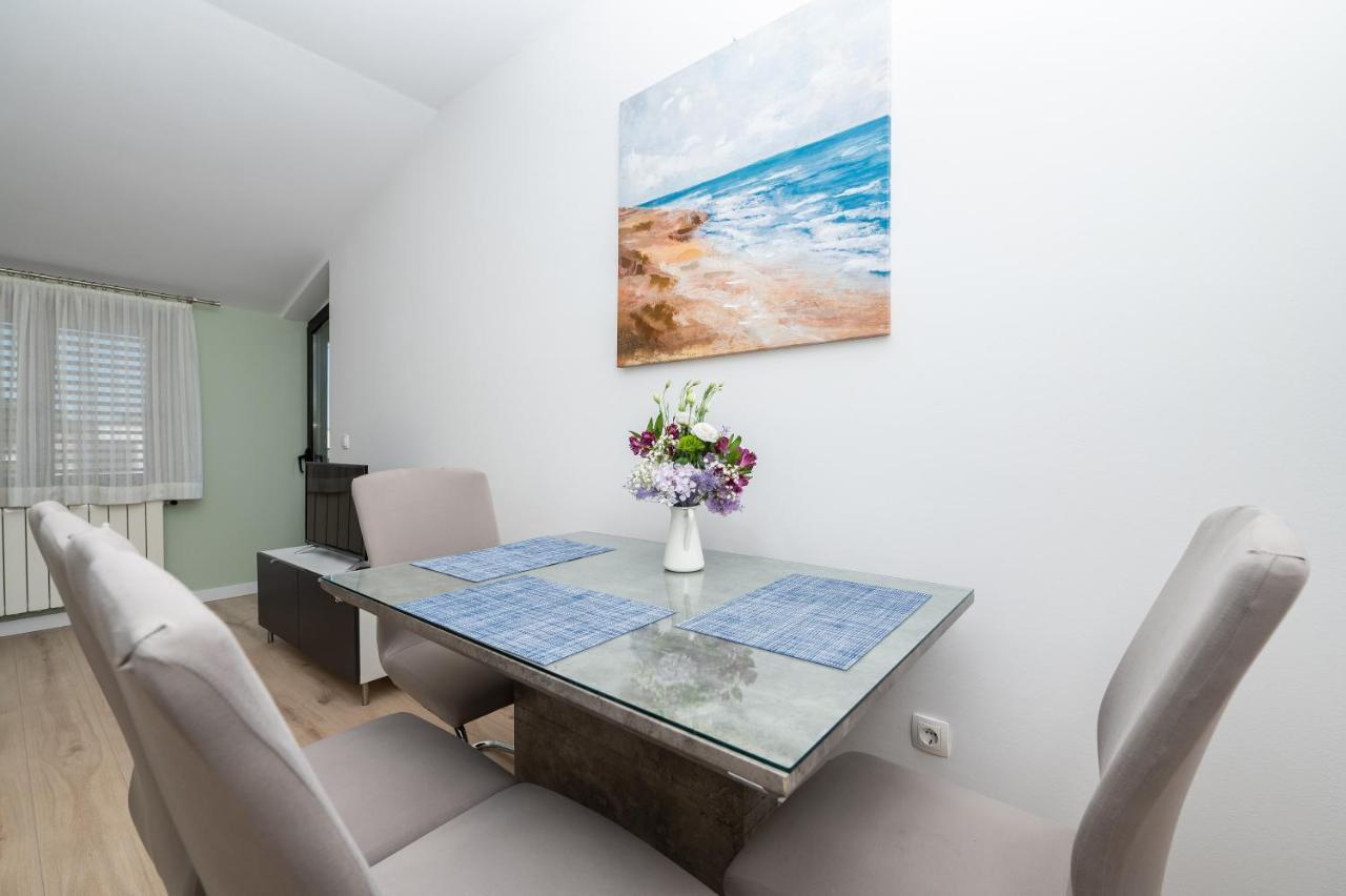 Apartman Marin Makarska Esterno foto