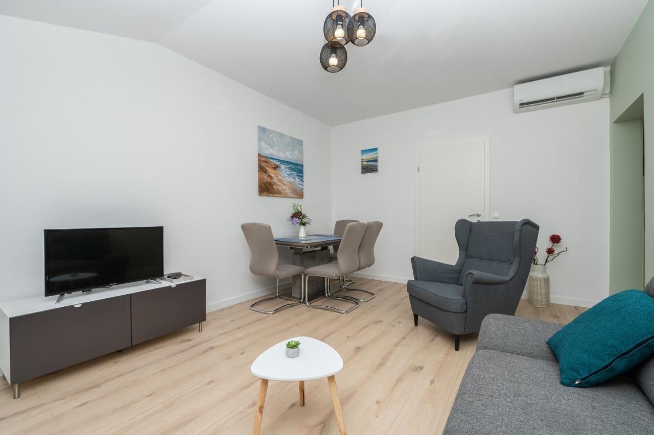 Apartman Marin Makarska Esterno foto