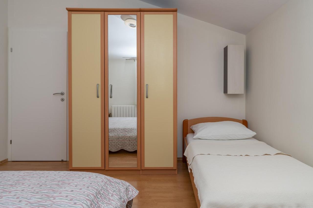 Apartman Marin Makarska Esterno foto